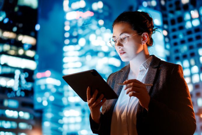 businesswoman using tablet pc